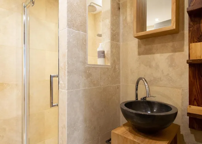 Maison Picasso - Jacuzzi, Vue, Terrasse For 6 *