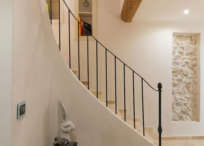 Maison Picasso - Jacuzzi, Vue, Terrasse For 6 *