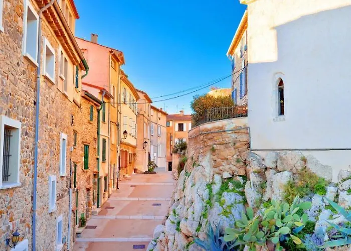 Maison Picasso - Jacuzzi, Vue, Terrasse For 6 *